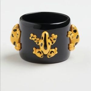 ISO.  Iris Apfel × H&M. Bold cuff bangle